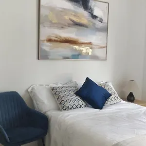 Salthill Village 3 Bed Apartment Galway